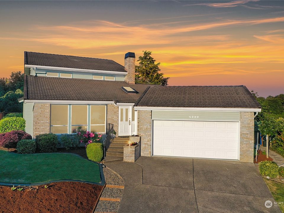 1st image of 4330 Cliff Side Drive NE