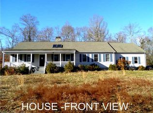 30 Hemlock Ave, Guilford, CT 06437
