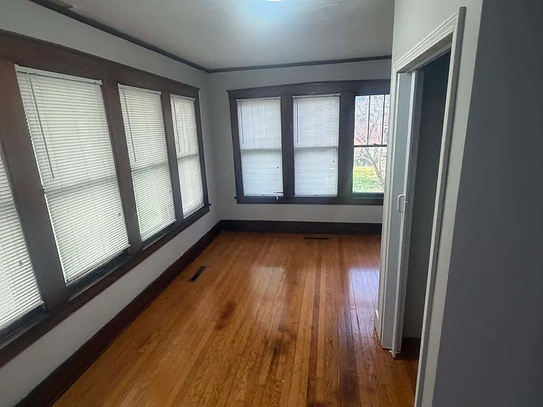728 Cobb Blvd — Photo 11