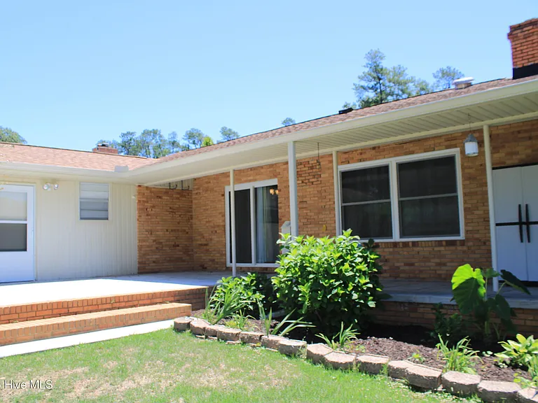 916 Stanton Dr — Photo 40