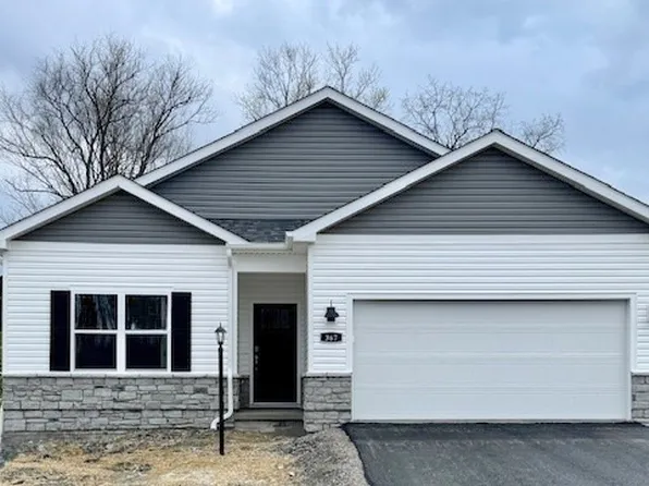 367 Gleneagles Dr, Butler, PA 16001