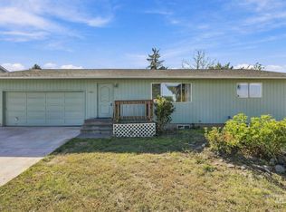 2006 Powers Dr, Lewiston, ID 83501