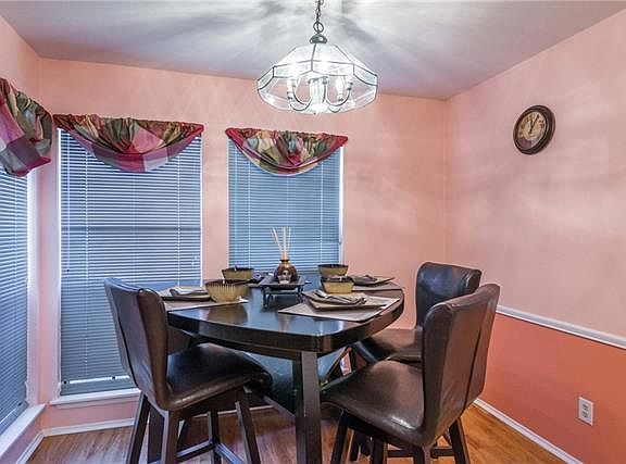 3rd image of 5316 Barberry Dr