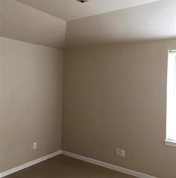 1208 Cavalry Ln #B — Photo 13