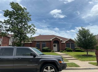 1126 Hampshire Ln, Cedar Hill, TX 75104