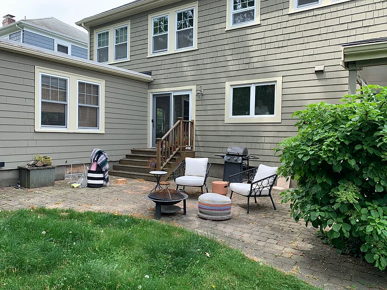 16 Milo St #1 — Photo 12