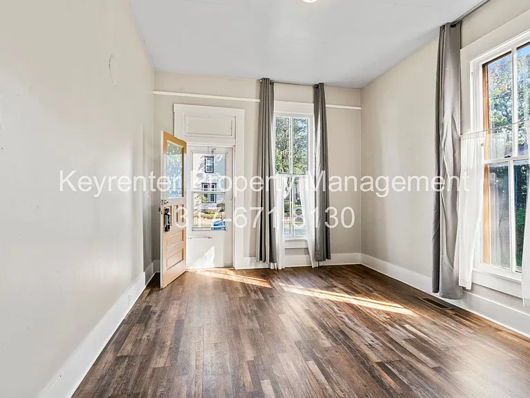 1427 Wayne St #B — Photo 5