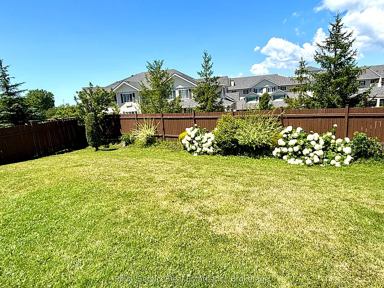 1221 Ashland Dr — Photo 29