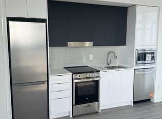 5105 Hurontario St #1905, Mississauga, ON L4Z 4K5