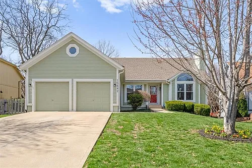 15642 Riley St Photo 1