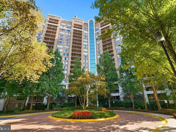 10101 Grosvenor Pl APT 1004, Rockville, MD 20852