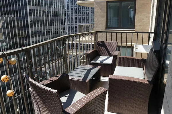 Rented by Manhattan Only Real Estate | media 31