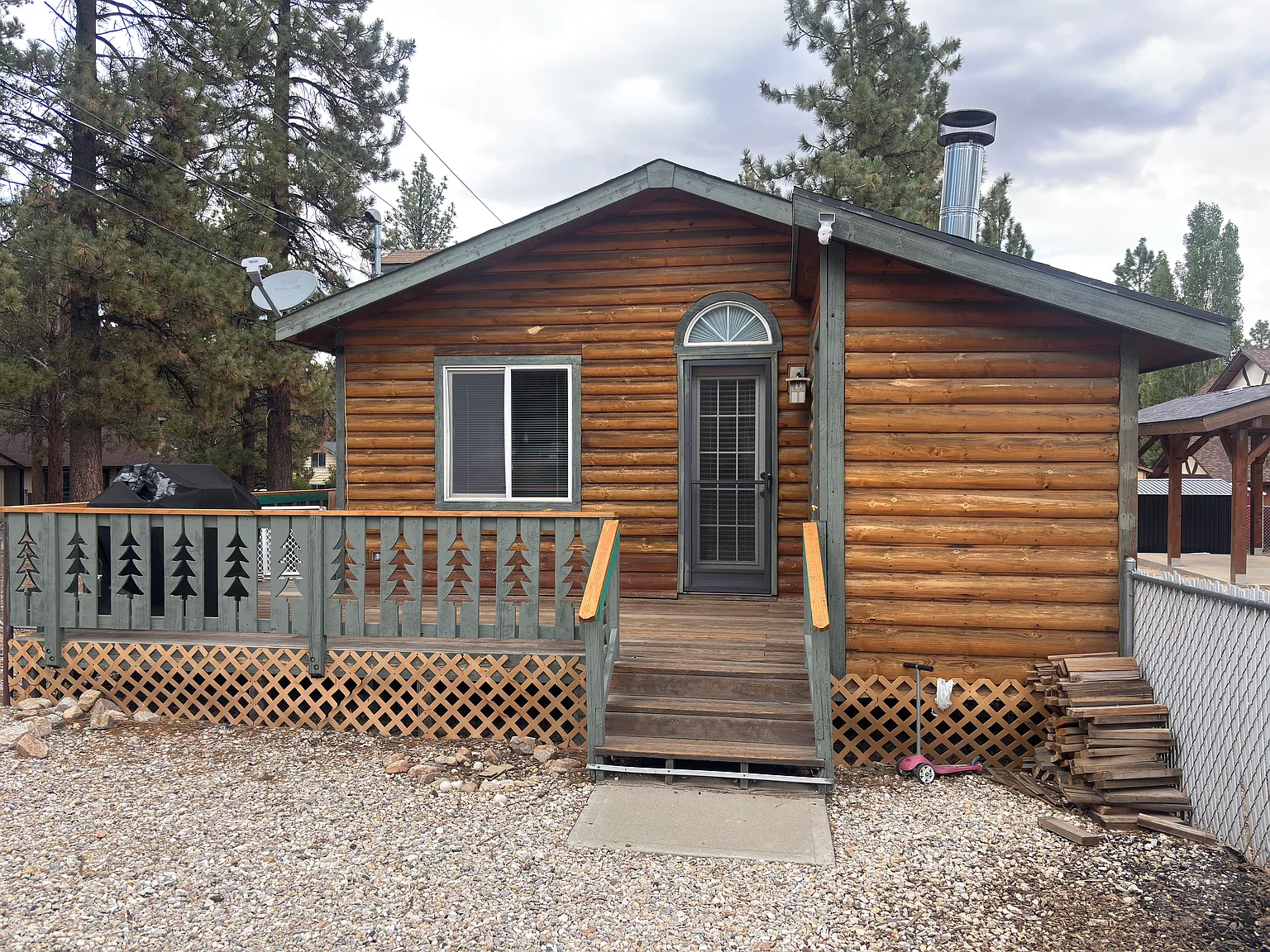 2 bed, 1100 sqft, $1,800 — Photo 2