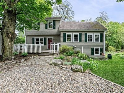 5 Emery Ct, Stoneham, MA, 02180