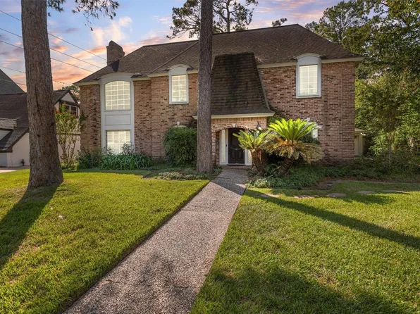 5611 Pebble Springs Dr, Houston, TX 77066
