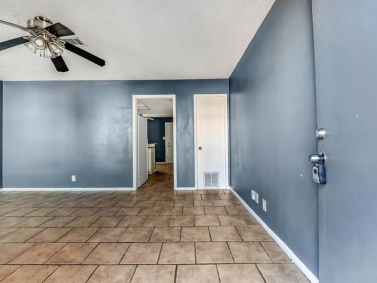1817 Biovu Dr — Photo 4