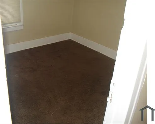 1626 Gladstone St #1 — Photo 7