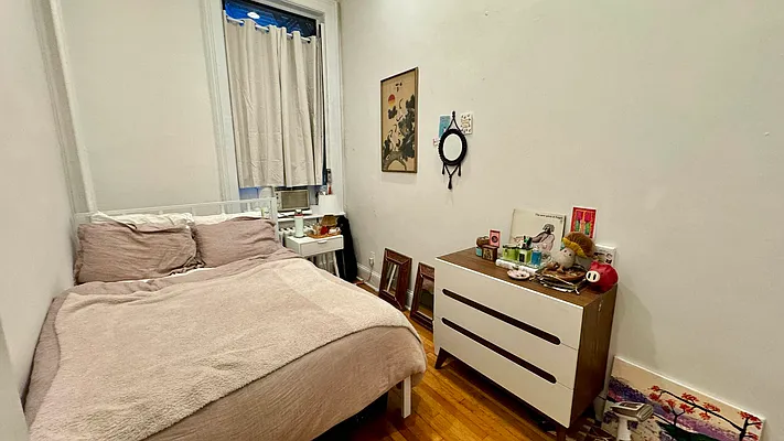 Rented by HOLTON REAL ESTATE INC. | media 19