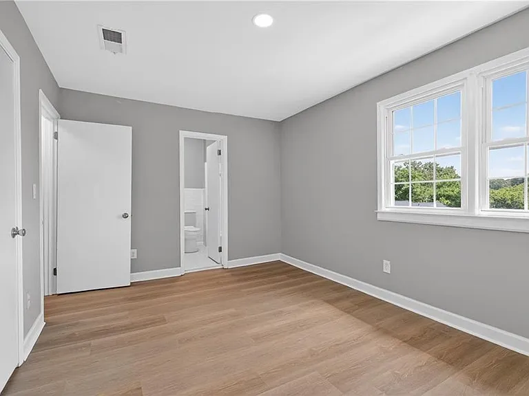 6520 Roswell Rd #48 — Photo 20