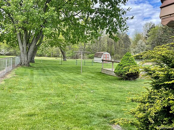 2nd image of 7234 Davison Rd