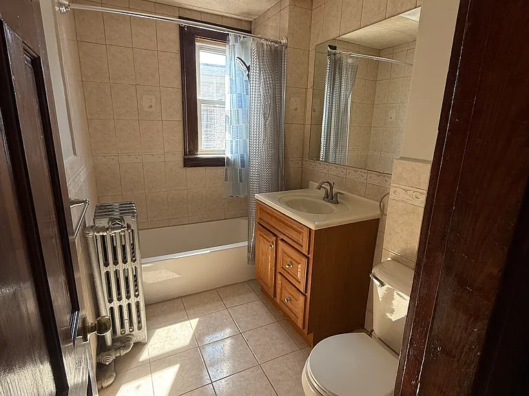 33 Newburg St #3 — Photo 13