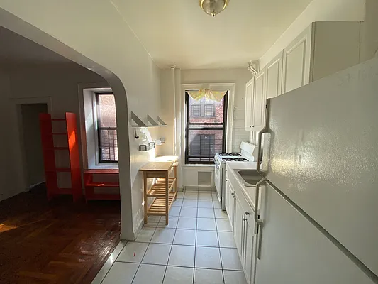 Rented by Highline Residential | media 2