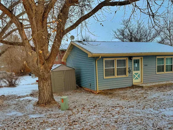 304 Riley Ave, Moorcroft, WY 82721