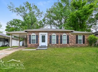 4086 Haliburton St, Memphis, TN 38128
