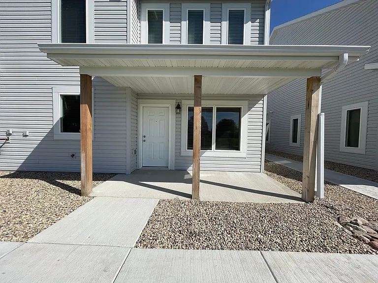 3306 Kenner Loop — Photo 2