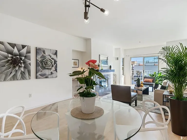 600 Chestnut St #409 — Photo 18