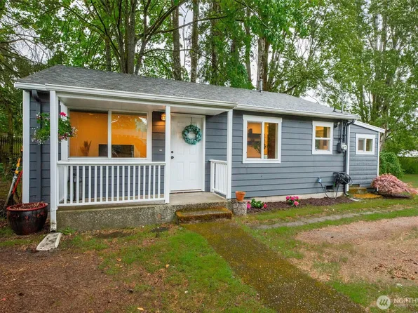 15504 25th Avenue NE, Shoreline, WA 98155