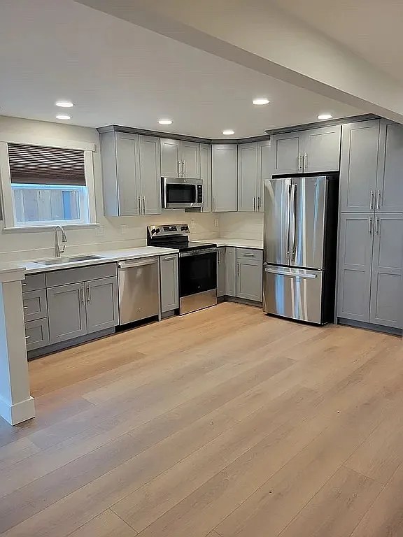 724 Berrellesa St — Photo 3