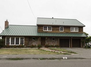 85 Shaw Ave, Ferndale, CA 95536