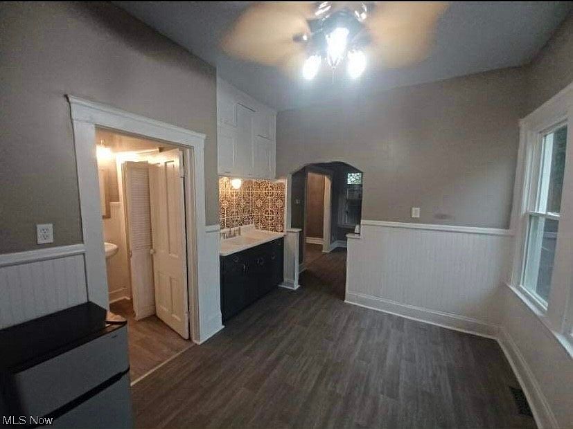 2nd image of 5758 Portage Ave