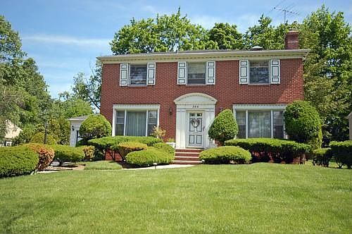 1st image of 368 Elmwood Ave