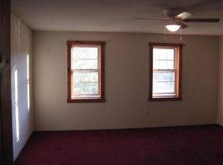 360 Barr Rd #1, New Braintree, MA 01531
