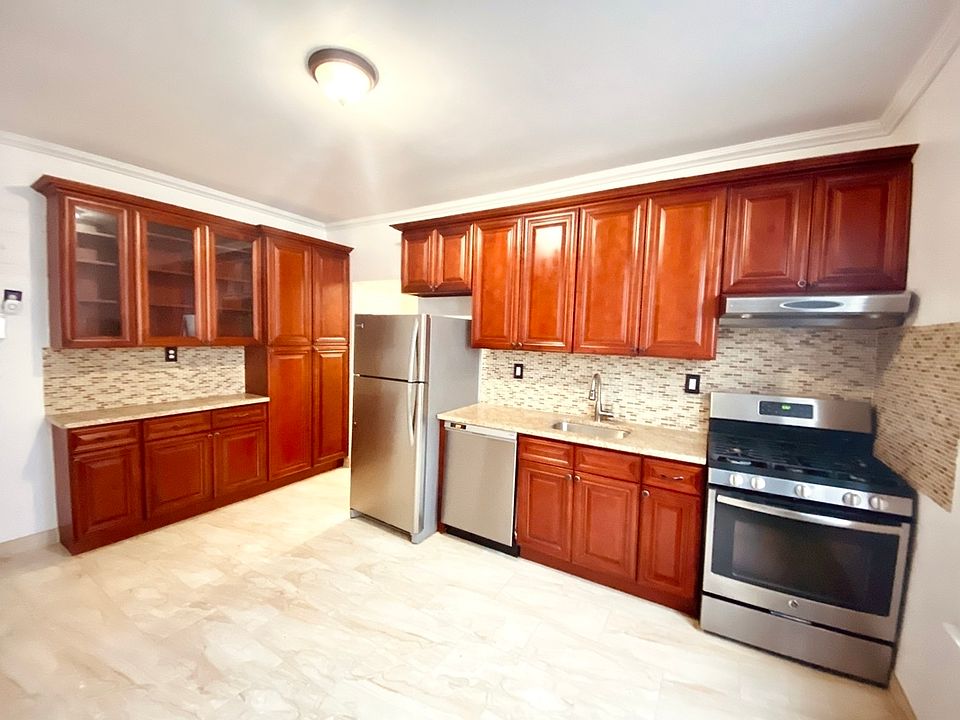 1st image of 30-50 35th St #33R