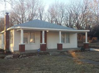 8606 Lane Ave, Raytown, MO 64138