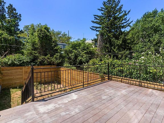 4th image of 354A Prospect Ave