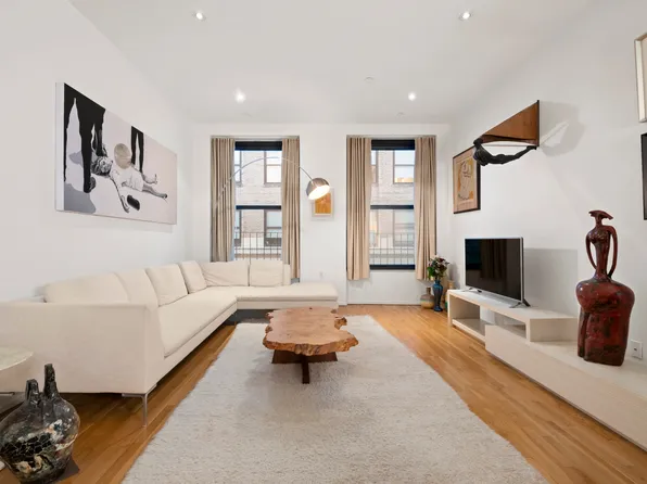 129 Duane Street image 1 of 15