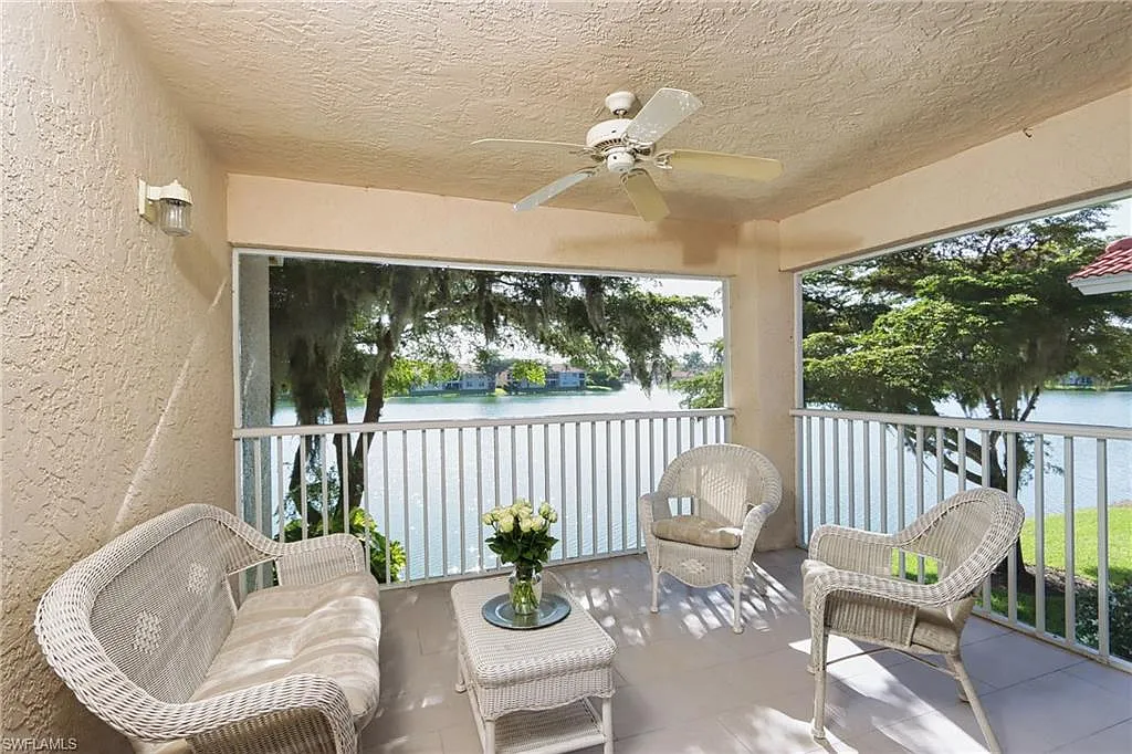 3 bed, 2.0 bath, 1382 sqft, $4,250 — Photo 3