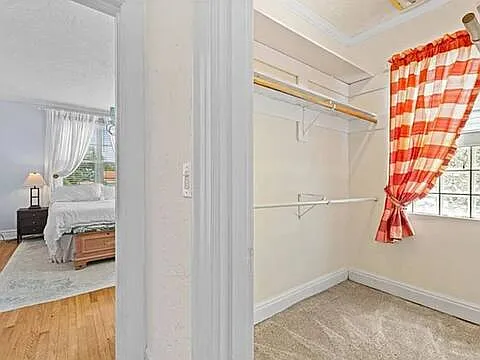 7706 Westmoreland Dr — Photo 36