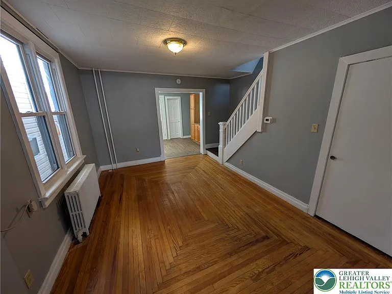 1108 3rd St — Photo 4