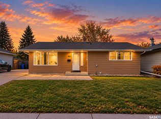1820 Grant Drive, Regina, SK S4S 4V4