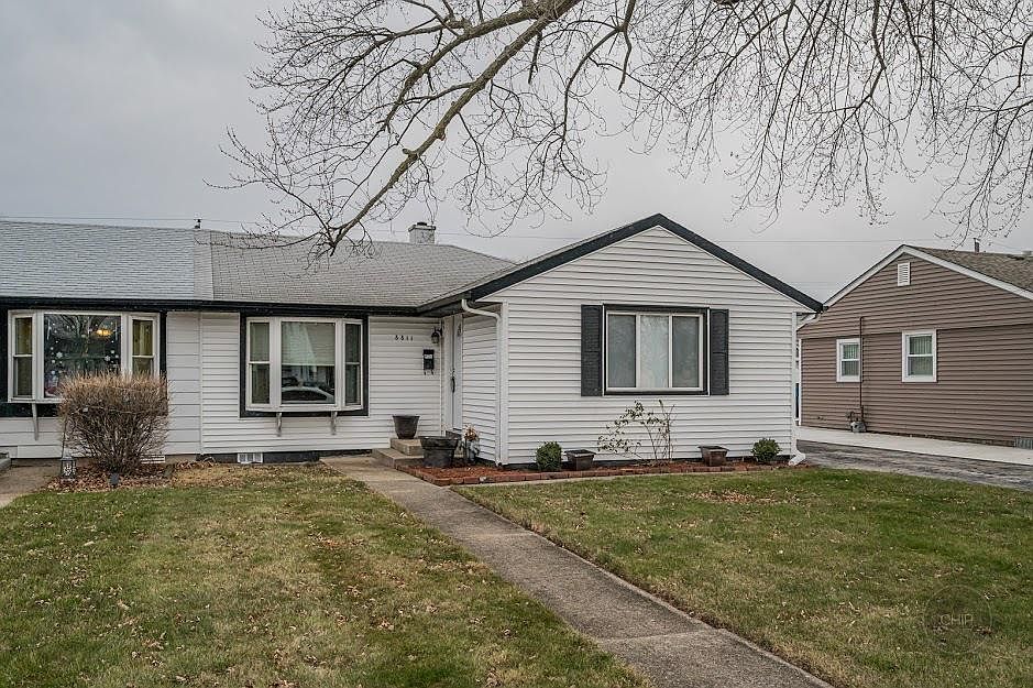 1st image of 8811 S Kolmar Ave