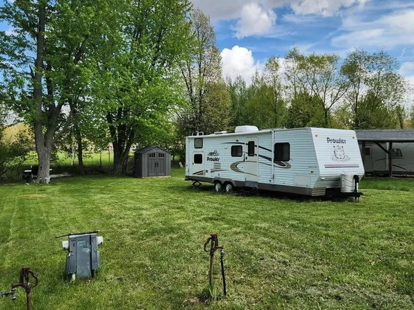 20/7 Woodhaven Lakes, Sublette, IL 61367
