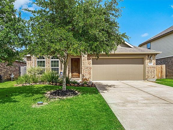3rd image of 6739 Strawberry Brook Ln
