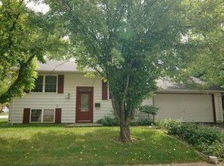 41 N Willow Ln, Glenwood, IL