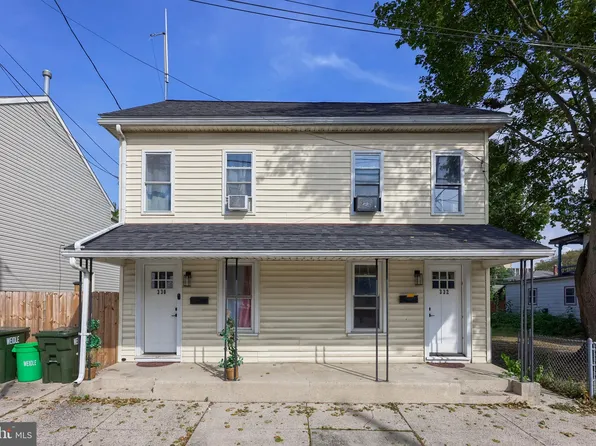 330-332 S 9th St, Lebanon, PA 17042