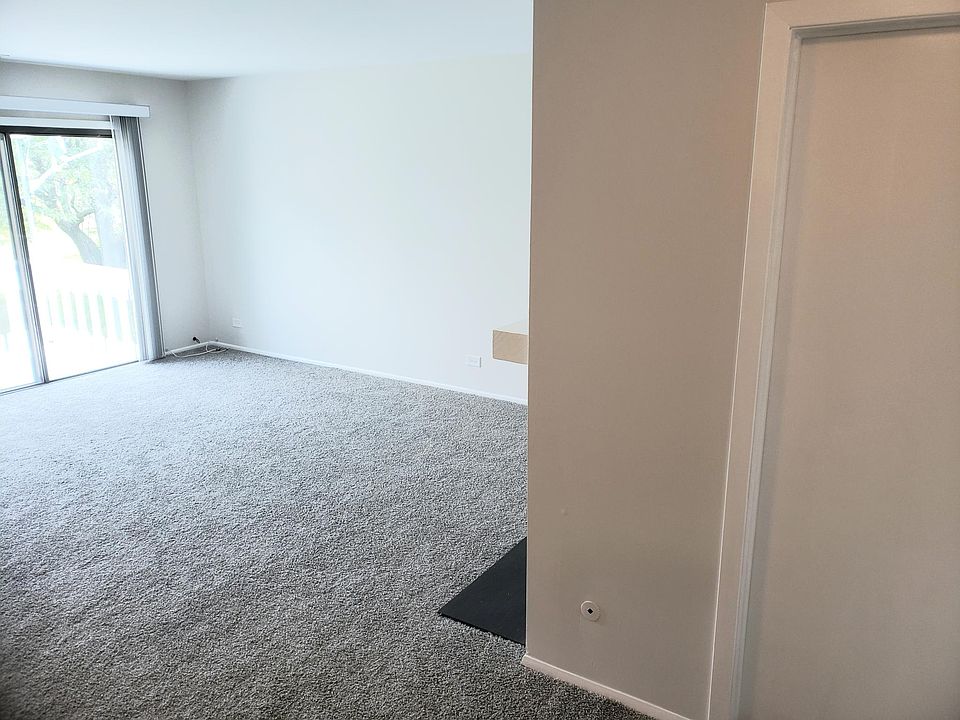 1st image of 1234 Ironwood Ct Unit D2